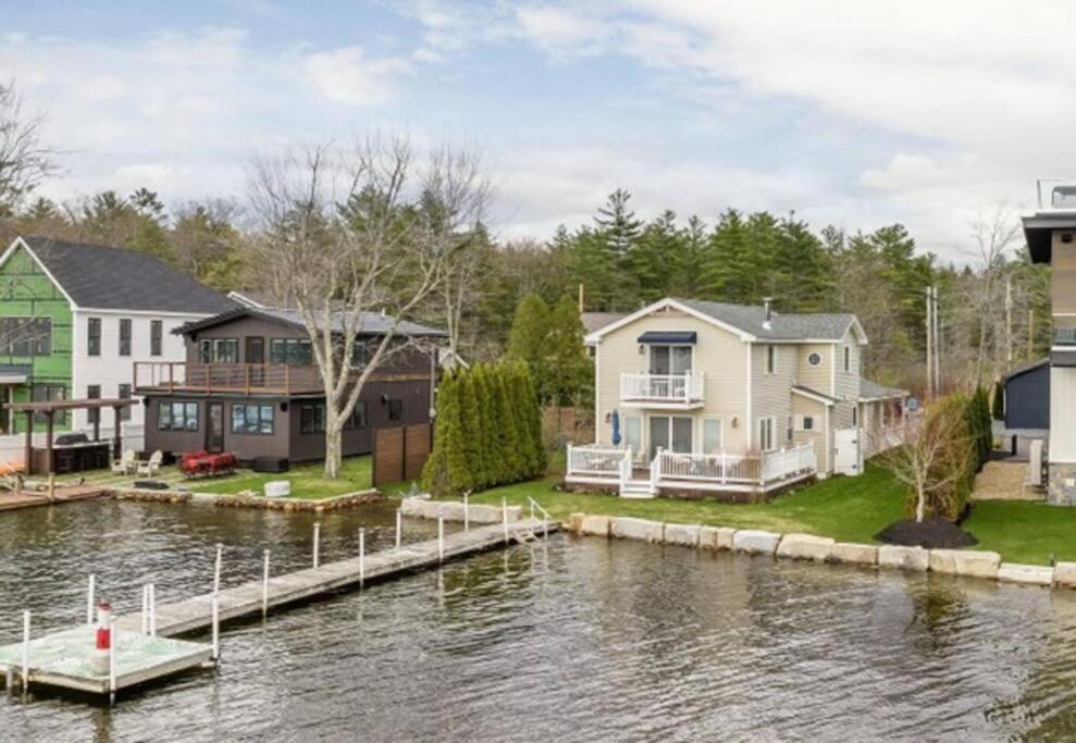 Waterfront Home With Dock Belmont Bagian luar foto